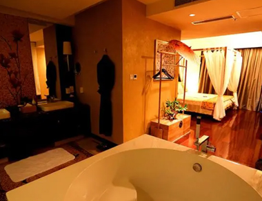 金华养生会所的黄昏恋：当爱情遇上八十岁